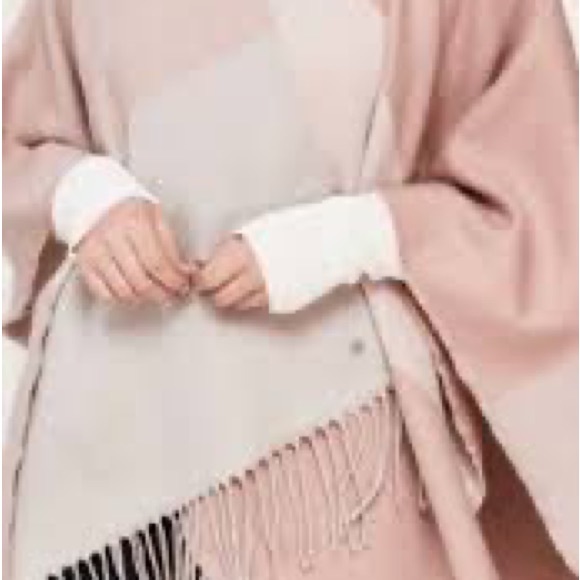 Soia & Kyo neutral toned poncho one size fits all - Picture 11 of 12